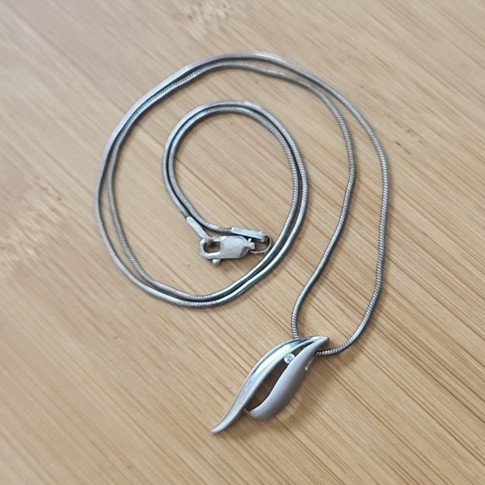 Sterling Silver + Diamond pendant (chain included)